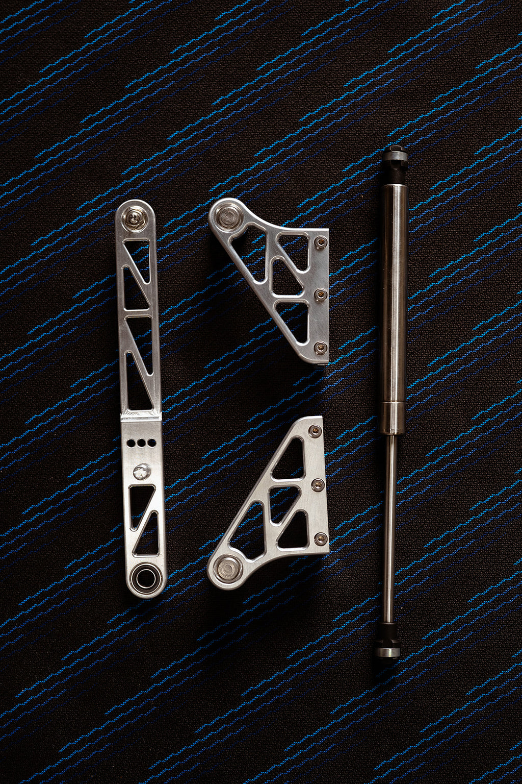 E30 Billet Motorhaubenscharnier 90-Grad-Kit