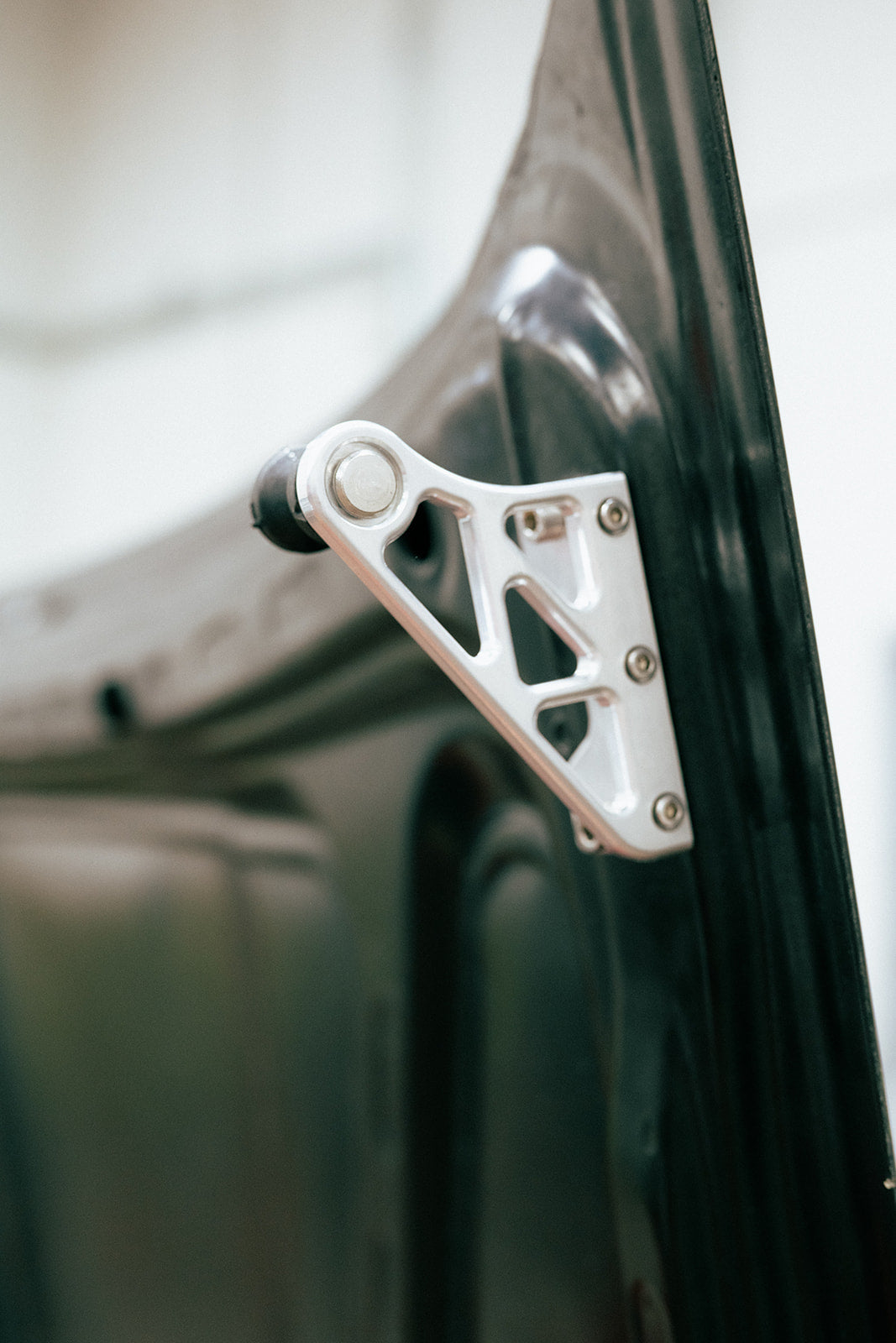 E30 Billet Hood Hinge 90 Degree Kit